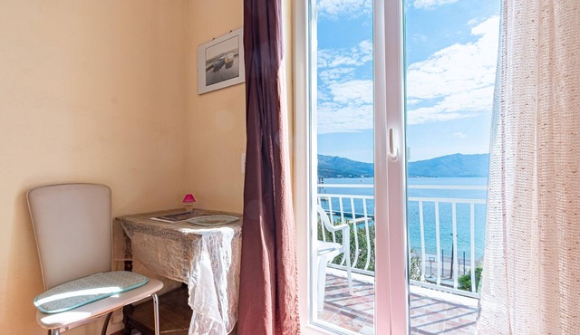 Studio flat with balcony and sea view Korčula (AS-10051-a)