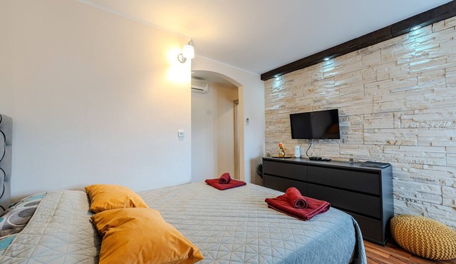 Studio flat with balcony Sukošan, Zadar (AS-5906-a)