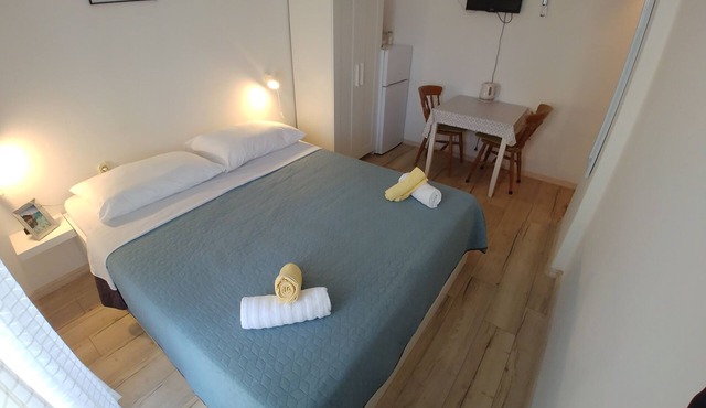 Studio flat with balcony and sea view Sali, Dugi otok (AS-443-d)