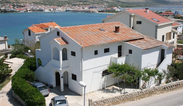 Studio flat with balcony and sea view Pag (AS-6383-a)