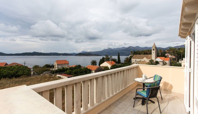 Studio flat with balcony and sea view Lopud, Elafiti (AS-12910-b)