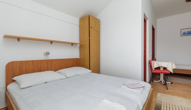 Studio flat with balcony and sea view Podaca (Makarska) (AS-516-c)