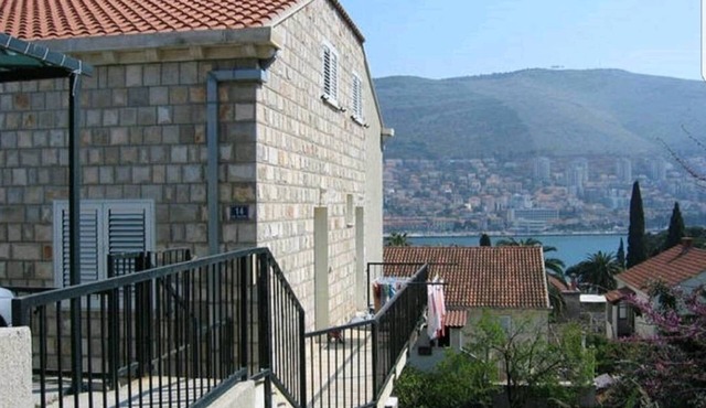 Studio flat with terrace Dubrovnik (AS-24190-a)