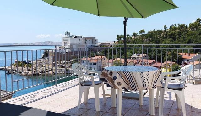 Studio flat with terrace and sea view Jablanac, Senj (AS-24793-a)