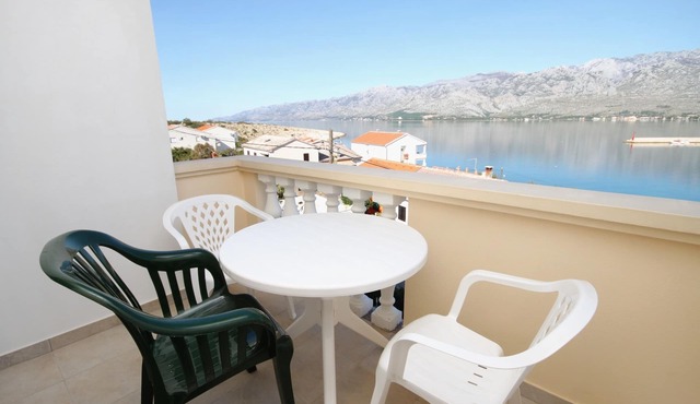 Studio flat with terrace and sea view Vinjerac, Zadar (AS-3248-j)