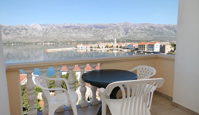 Studio flat with terrace and sea view Vinjerac, Zadar (AS-3248-l)