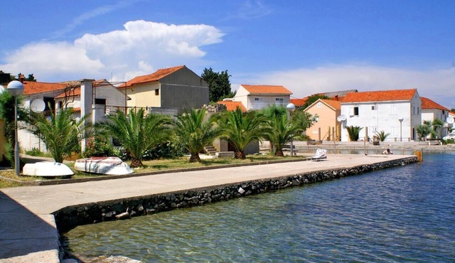 Studio flat with terrace Drače, Pelješac (AS-10126-a)