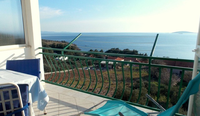 Studio flat with terrace and sea view Mokalo, Pelješac (AS-18395-c)