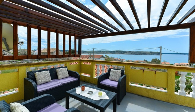 Studio flat with terrace and sea view Rtina - Stošići, Zadar (AS-5881-a)