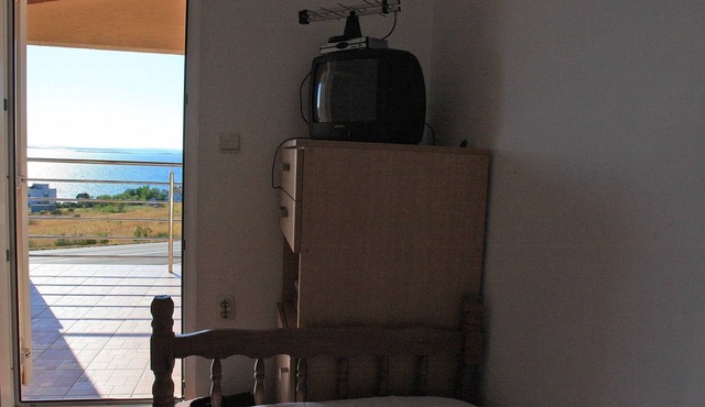 Studio flat with terrace and sea view Rtina - Stošići, Zadar (AS-15921-a)