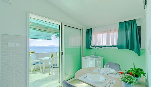 Studio flat with terrace and sea view Zavalatica, Korčula (AS-547-b)