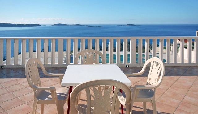Studio flat with terrace and sea view Soline (Dubrovnik) (AS-4762-a)