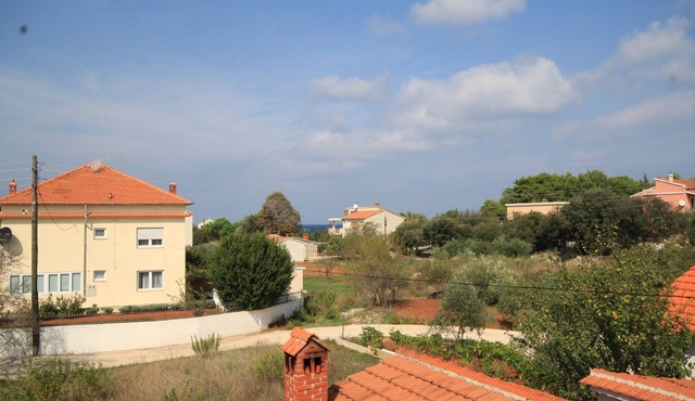 Studio flat with terrace Sušica, Ugljan (AS-8265-b)