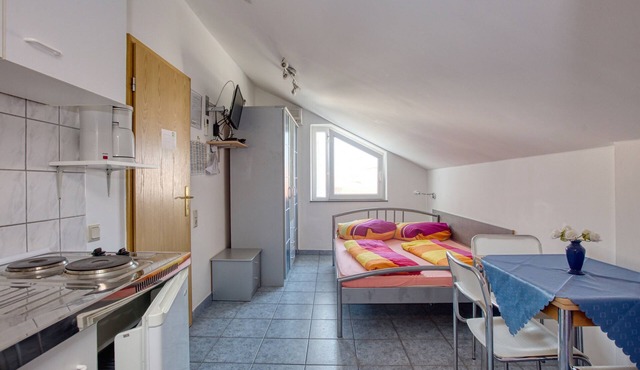 Studio flat with terrace Vodice (AS-6178-c)