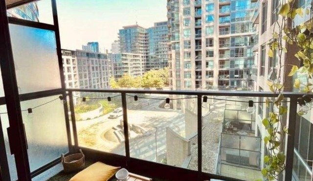 Studio for 2 in Downtown Toronto