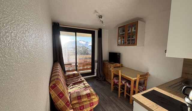 Studio for 4 in Alpe d'Huez, pets allowed