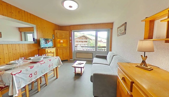 Studio for 4 near slopes with parking and ski locker