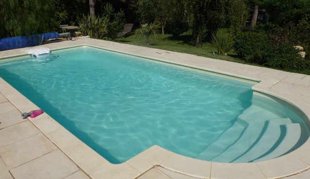 Studio for 4 people with pool access