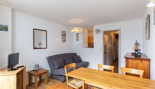 Studio for 5 near slopes, balcony, ski locker, non-smoking