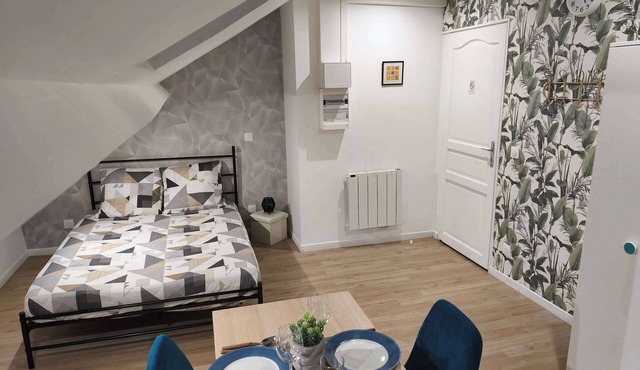 Studio for 2, 3rd Floor · Free Private Parking