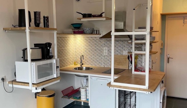 Studio Apartment 'Industrialo' with Balcony and Wi-Fi