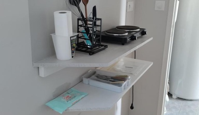 Studio attenant a la maison principale