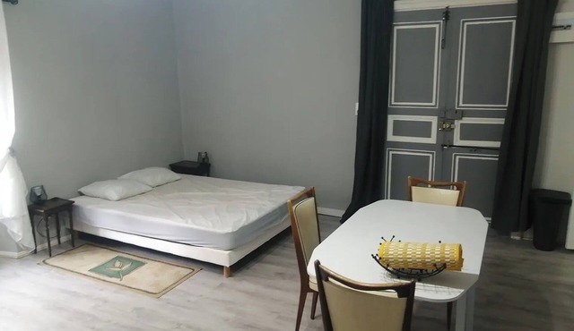 Studio 'Gradina Bulgarana' with Shared Garden and Wi-Fi