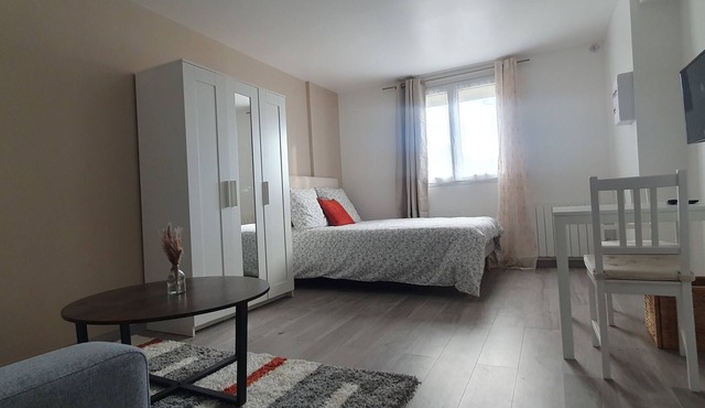 Studio Grand Confort à Houilles
