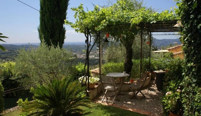 studio - Grasse with garden