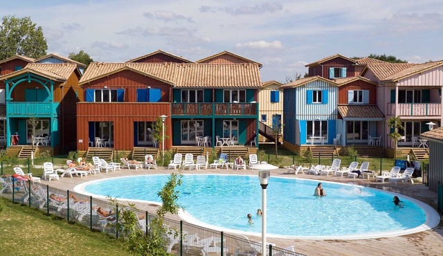 Studio haut en couleur | Tout près du lac