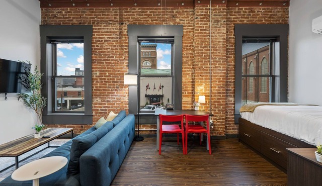 Studio, Heart of D/T, near Discovery Museum, AT&T