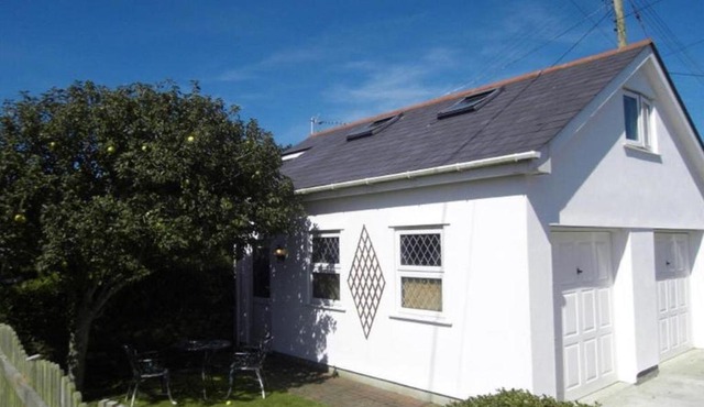 Studio Hilary by Interhome