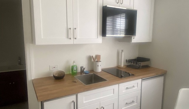 Studio House in Prime Location - close to Siesta Key Beach and Downtown