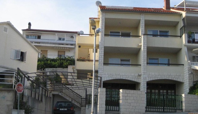Studio Hvar 15039a