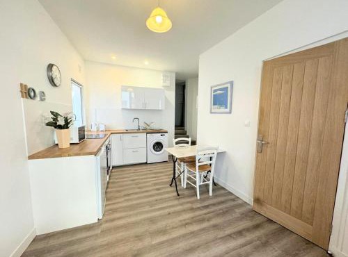 "Studio Hyper centre à l'ombre du chateau"