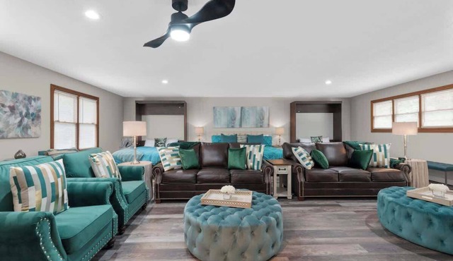 Studio I 5 Beds I King I 3 mins Hoover Reservoir