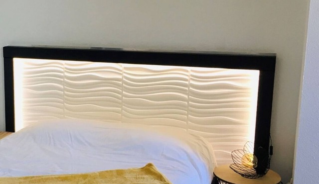 STUDIO I - HEATED POOL, PARKING AND FREE WIFI