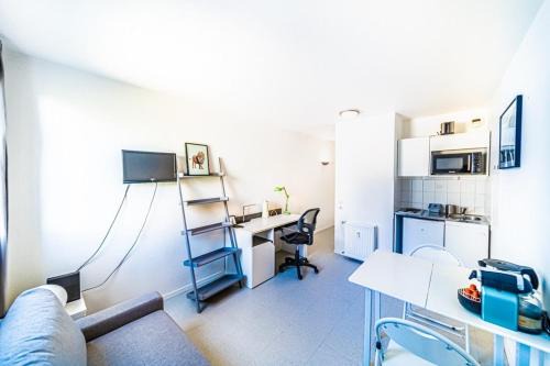 Studio Ideal for professionals or students Lyon Vaise