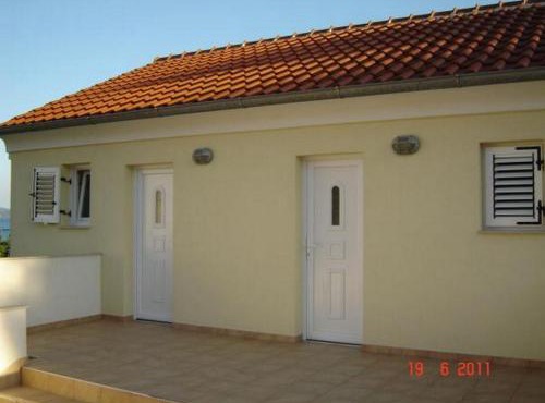 Studio in Brgulje with Beachfront Access