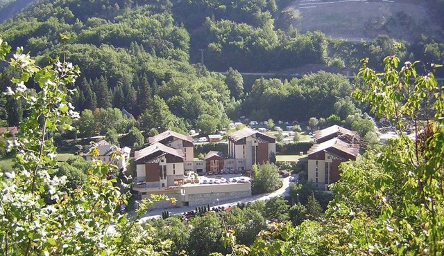 Studio in Brides les Bains 600m from skilift