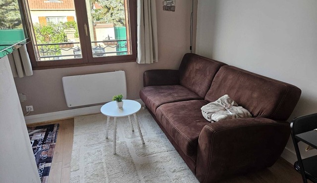 Studio in Champigny sur marne near Disneyland