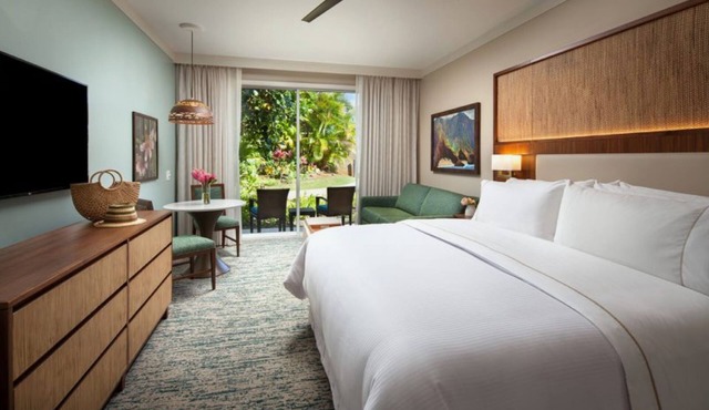 Studio in delightful Kaua'i with fitness room, AC, pools