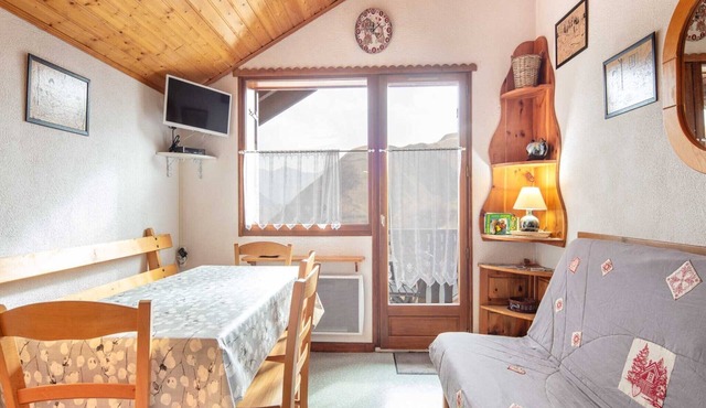 Studio in Saint-Sorlin near Ski Slopes