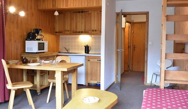 Studio in Méribel - Near slopes, Parking, Pets allowed