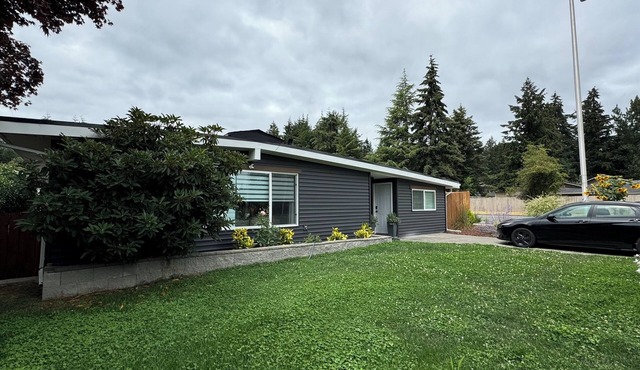 Studio in Tacoma-Private entrance.