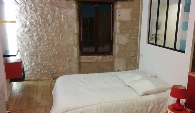 Studio * in the Duguesclin tower, in the heart of the medieval city