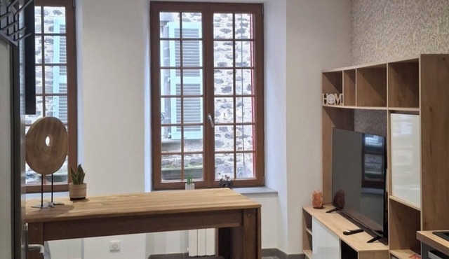 Studio in the heart of the Windy City.