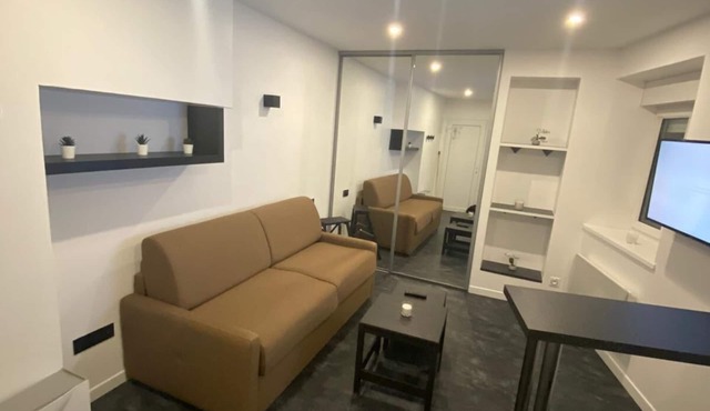 Studio in the heart of downtown Dole