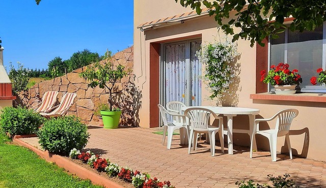 Studio in the quiet and bright countryside