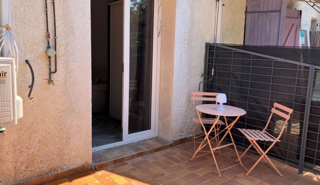 Studio in villa on the Côte d'Azur